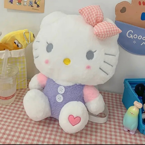 Sanrio Hello Kitty Plushie Backpack - Picture 2 of 4